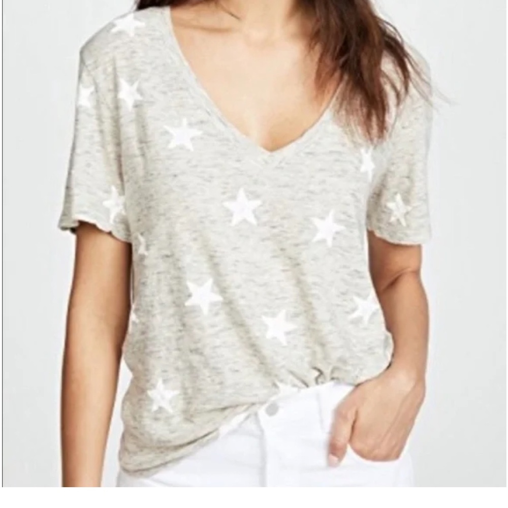 Splendid NWOT Women's Gray Star Print V-Neck Top Medium